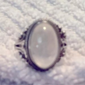 Vintage stone ring. Quartz